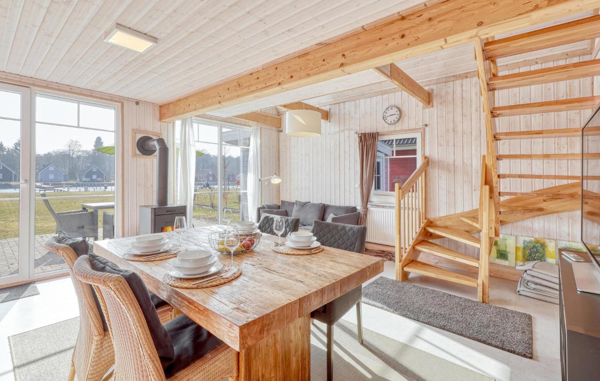 2 Bedroom Stunning Home In Zerpenschleuse 外观 照片